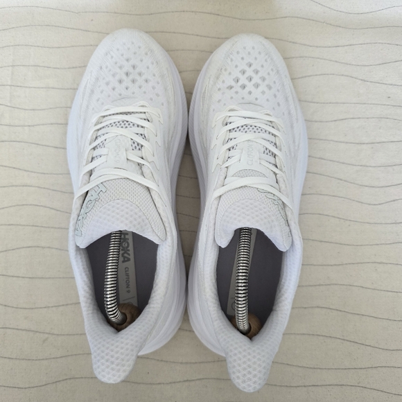 Hoka One One Womens Clifton 9 Triple White Running Sneakers Shoes F27222L Sz 11D - Picture 8 of 14